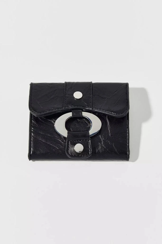 Silence + Noise Silence + Noise Jenn Buckle Metallic Wallet 1