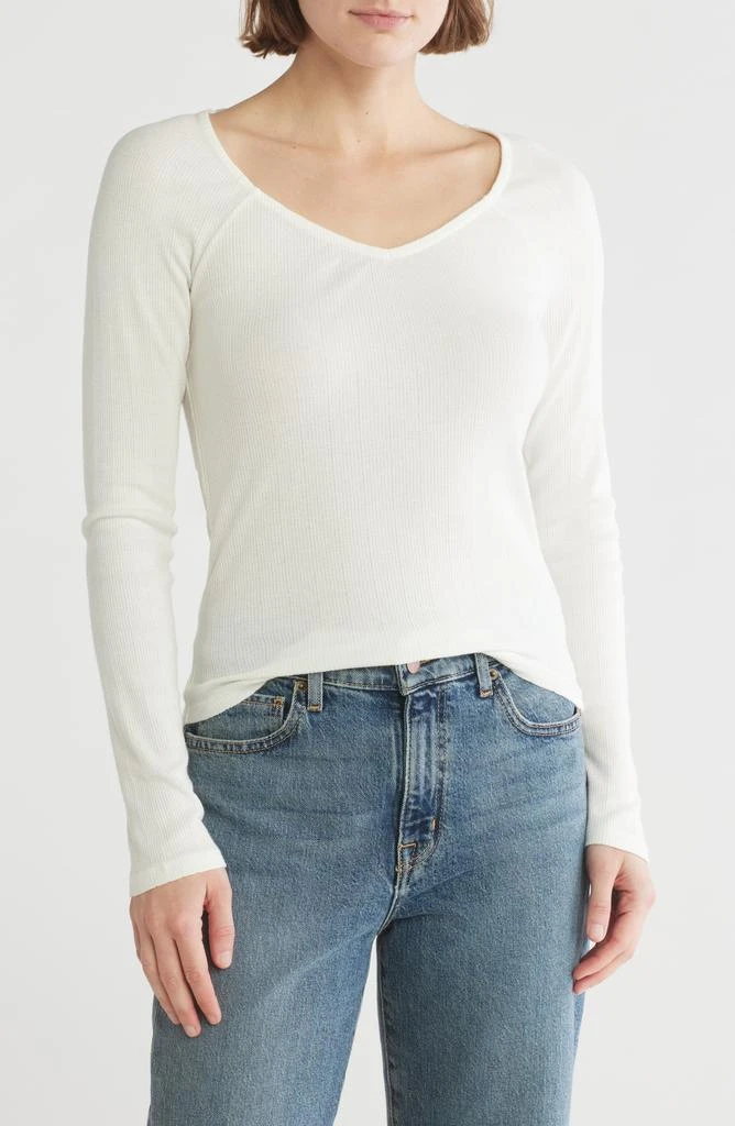 Melrose and Market Long Sleeve V-Neck T-Shirt 1