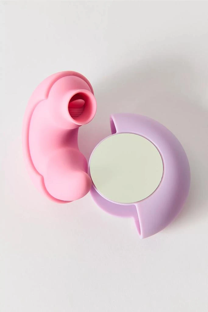 Blush Blush Play With Me Pout
Play 2