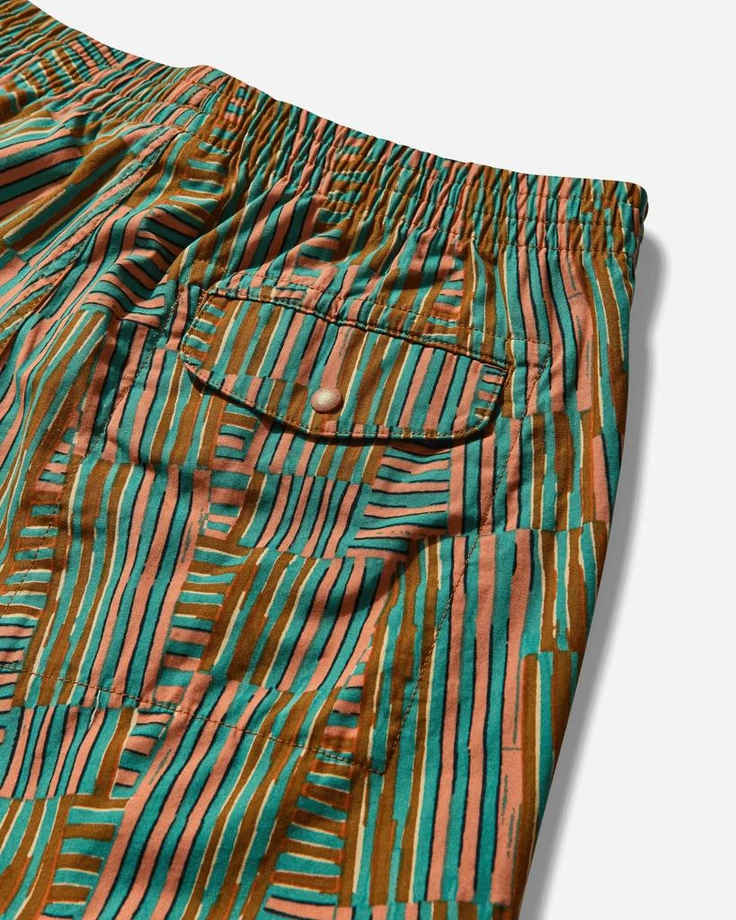 Patagonia Men's Funhoggers 6 Inch Shorts Quilty Fitz / Heartleaf Green 4