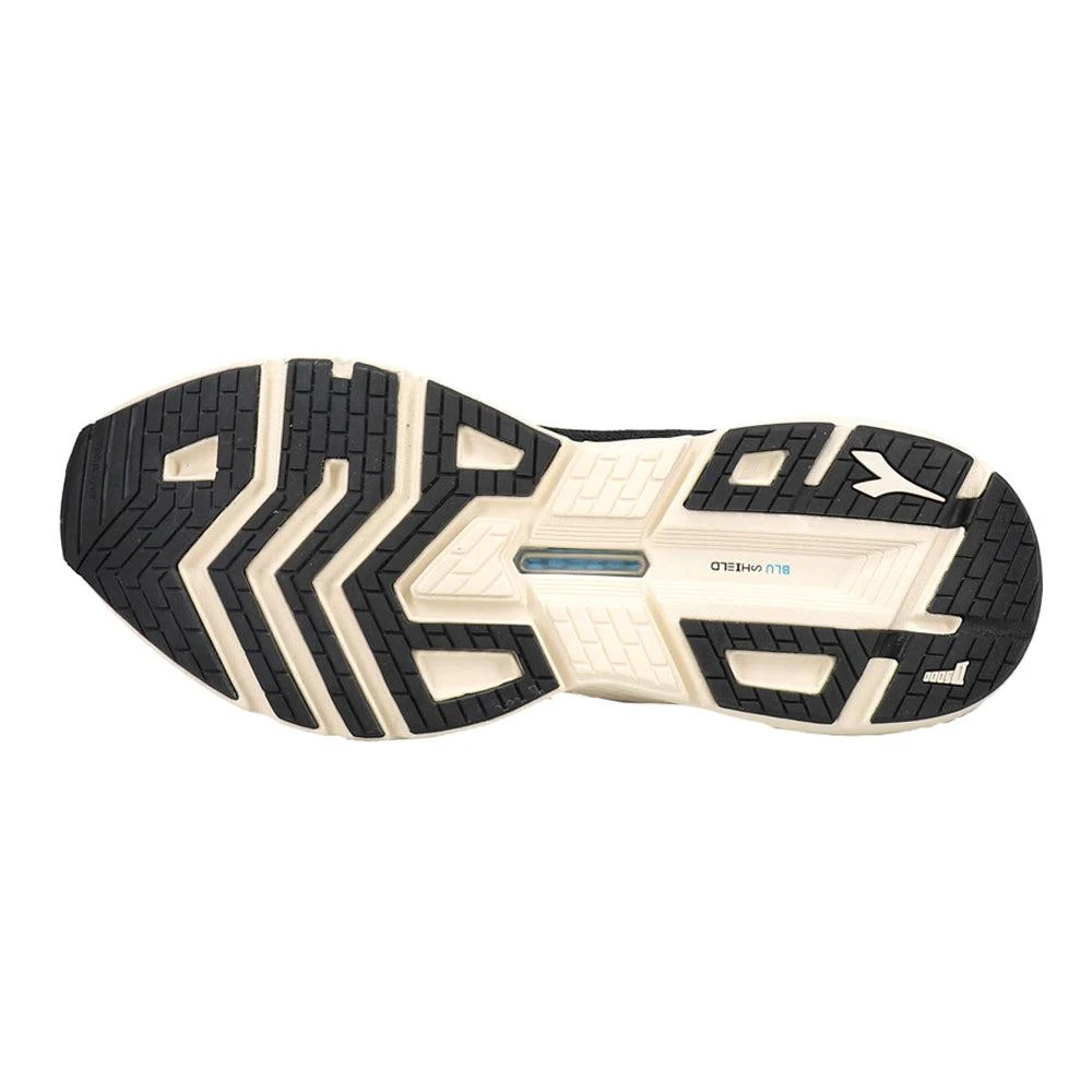 Diadora Mythos Blushield Volo Hip 3 Running Shoes 5