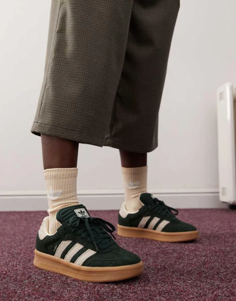adidas gazelle silver green womens Women's adidas Samba OG Cream White/Collegiate Green / 6 main image 1