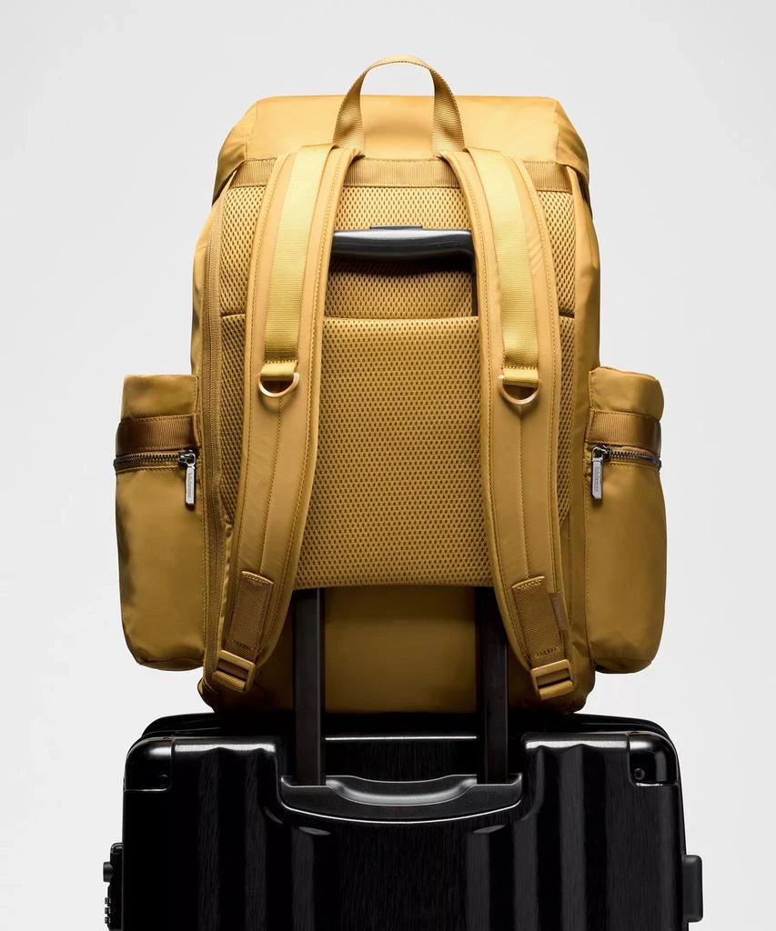 Lululemon Wunderlust Backpack 25L 34