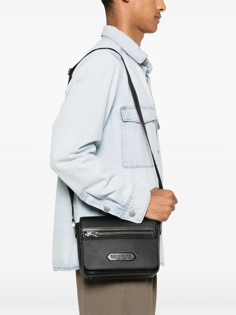 TOM FORD ブラック ショルダーバッグ 関税込】新作◇TOM FORD トムフォード◇ロゴ ショルダーバッグ