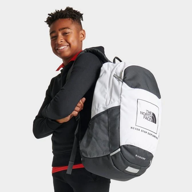 The North Face The North Face Sunder Backpack (32L) 1