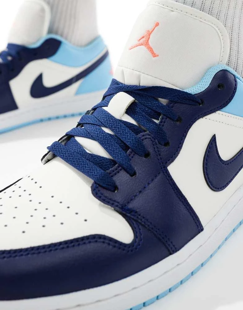 Jordan Nike Air Jordan 1 Low trainers in light blue, white and black 3