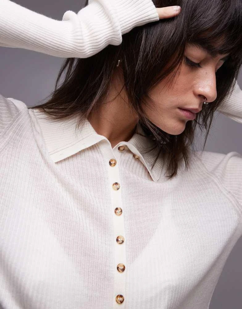 & Other Stories & Other Stories merino wool blend fine knit fitted cardigan with thumbholes and two-way collar in white 2