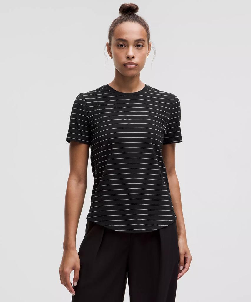 [LMC]UNISEX●CURVED LINE TEE LMC