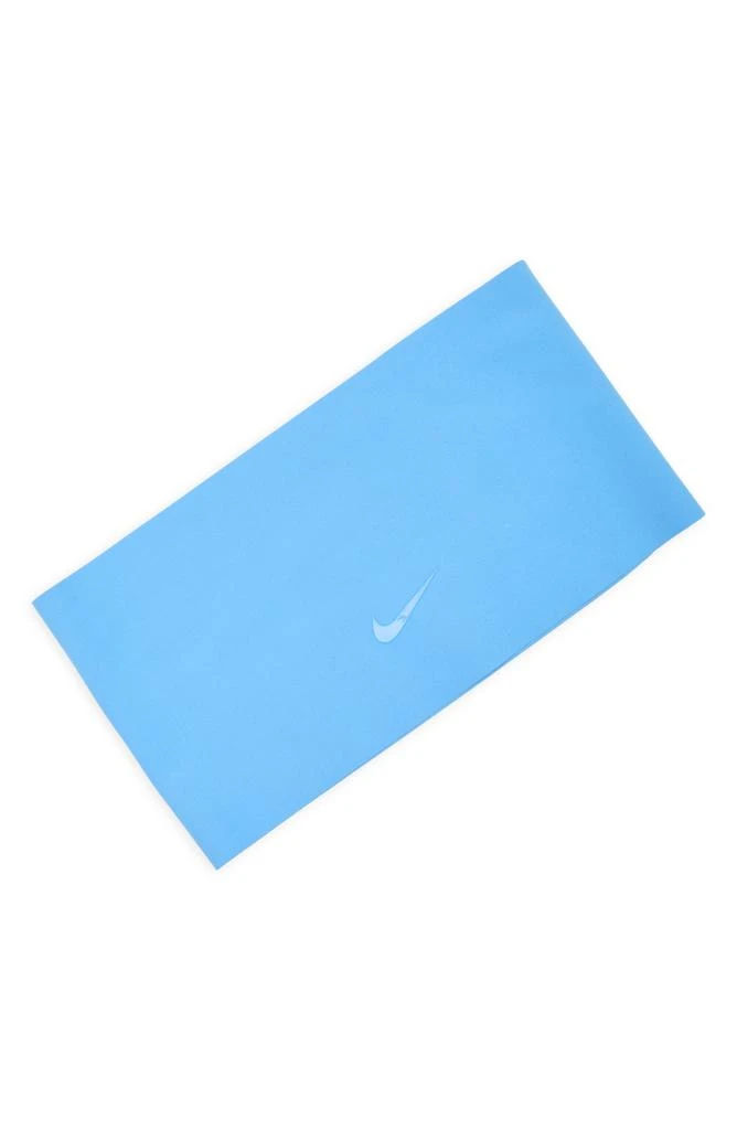 NIKE Dri-FIT Fury Elevate Extra Headband 1
