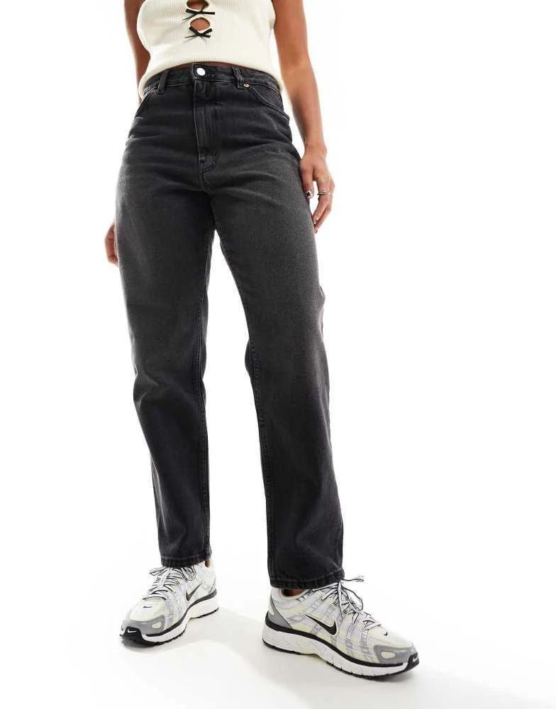 Monki Monki Taiki high waist mom jeans in washed black 1