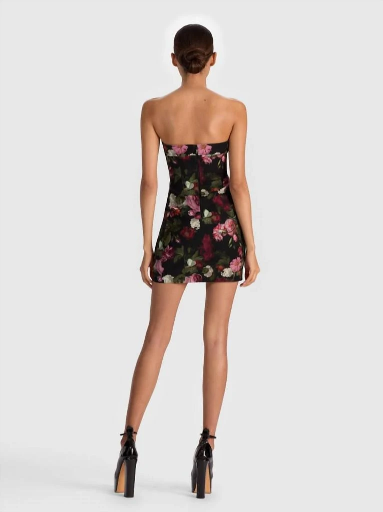 kelly square bust mini dress Shop Kelly Square Bust Mini Dress In Be Still on Sale at BeyondStyle Get 53% Off Kelly Square Bust Mini Dress In Be Still with Limited-Time Flash Deals, Exclusive Discounts, and