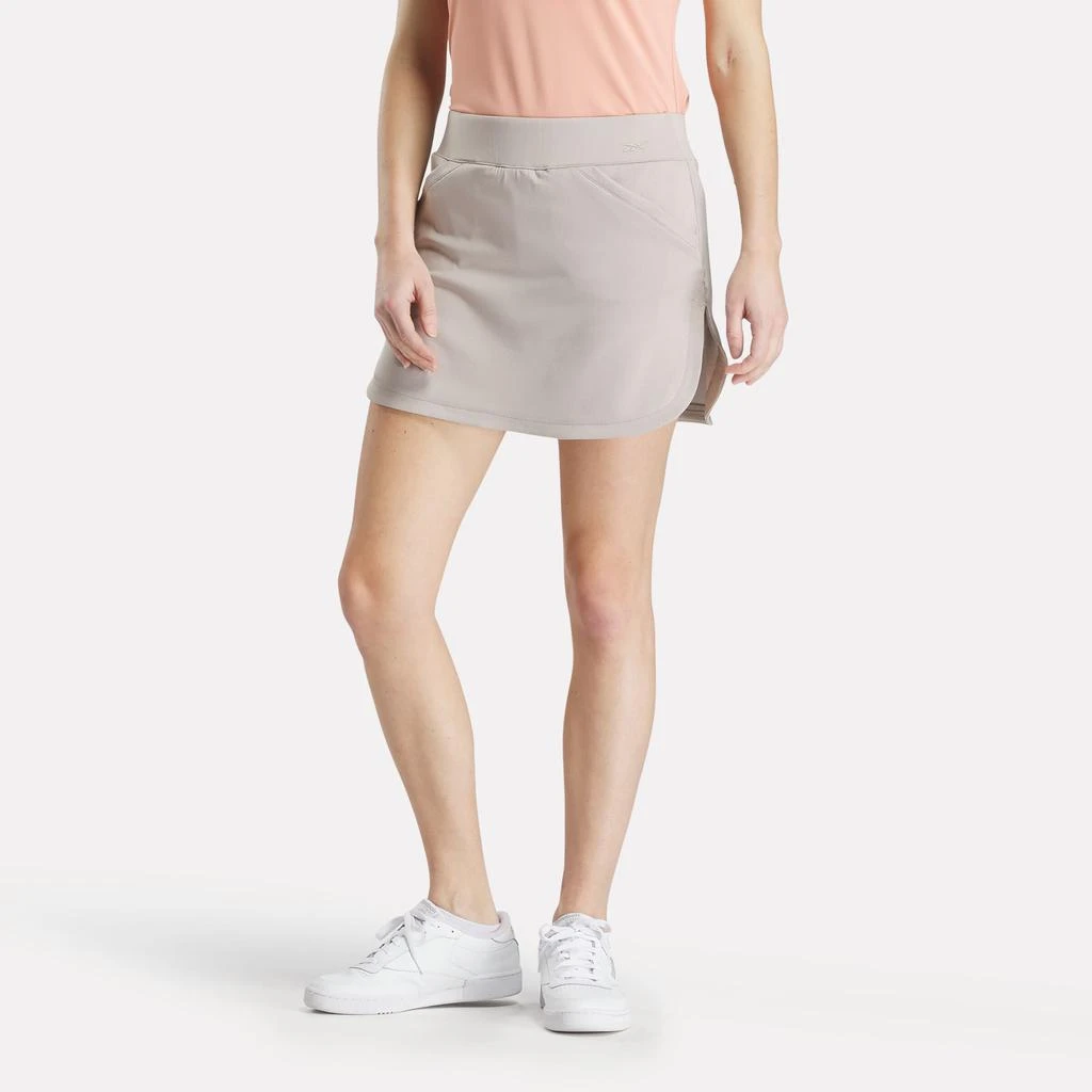 Reebok Women
s Aero Flex Golf Skort 1