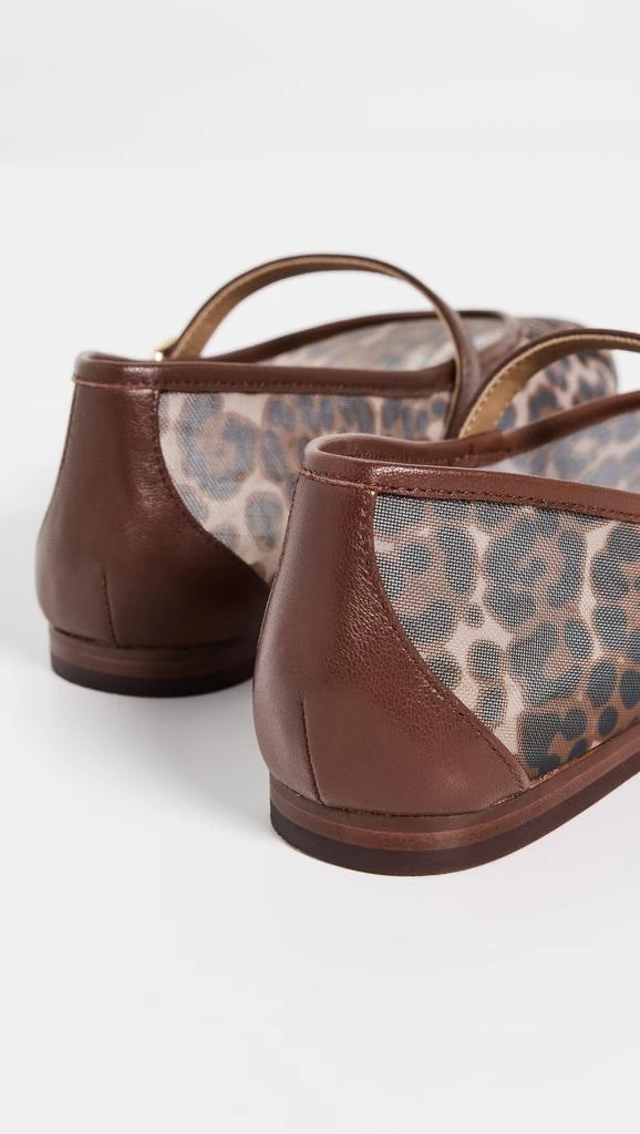 Dolce Vita Roslyn Flats 3
