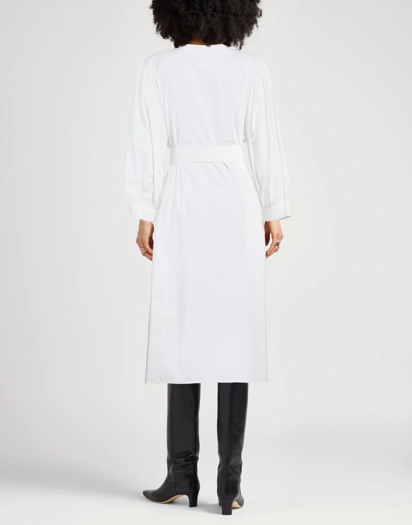 CARACTÈRE CARACTÈRE 3