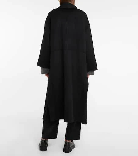 Totême Signature wool and cashmere coat 3