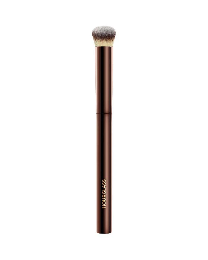 HOURGLASS Vanish Seamless Concealer Brush 1