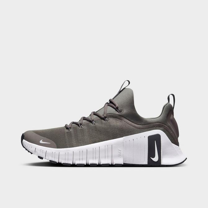 Nike metcon finish line best sale