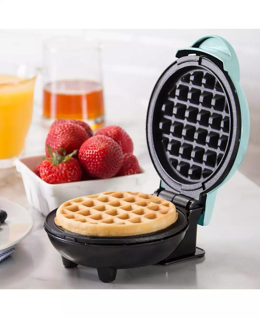 Dash DMW001 Mini Waffle Maker