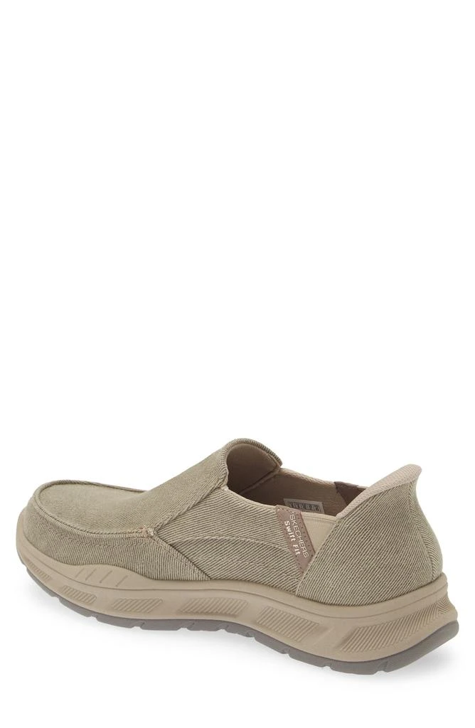 SKECHERS Swift-Fit Slip-On Sneaker 2