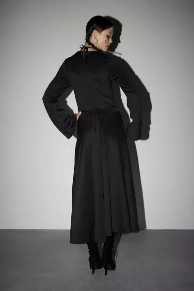 Urban Outfitters Beetlejuice Lydia Deetz Halloween Costume 3