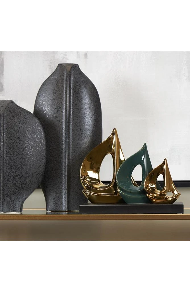 UMA Contemporary Sailboat Statue 7