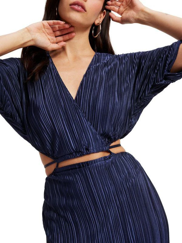 Good American Always Fits Plissé-Pleated Midi-Dress 5