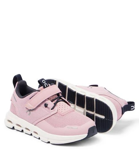 On Kids Cloud Play running shoes 6