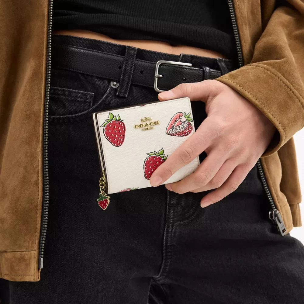 Coach Snap Wallet With Strawberry Print 4