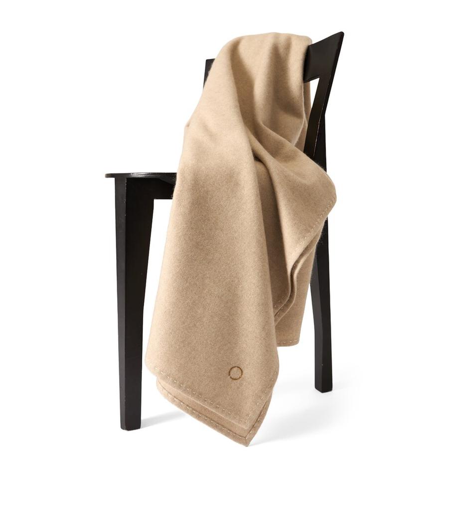 Oyuna Cashmere Suono Throw (200cm x 145cm)