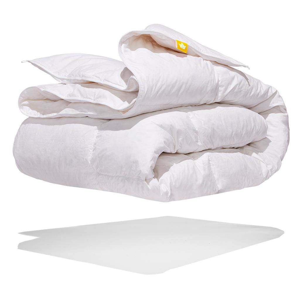 Canadian Down & Feather Company White Feather & Down Duvet Regular  weight