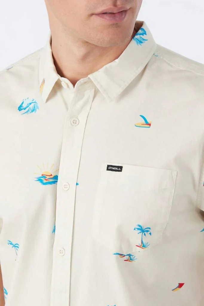 O
Neill O
Neill - Quiver Standard Short Sleeve Woven 4