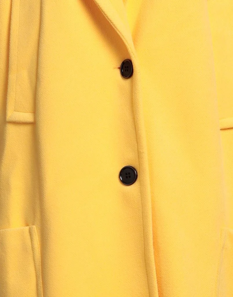 Secret Coat 4