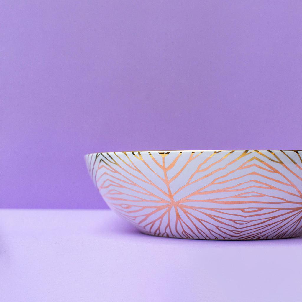 ANNA New York Talianna Lilypad Low Bowl, White w/Gold