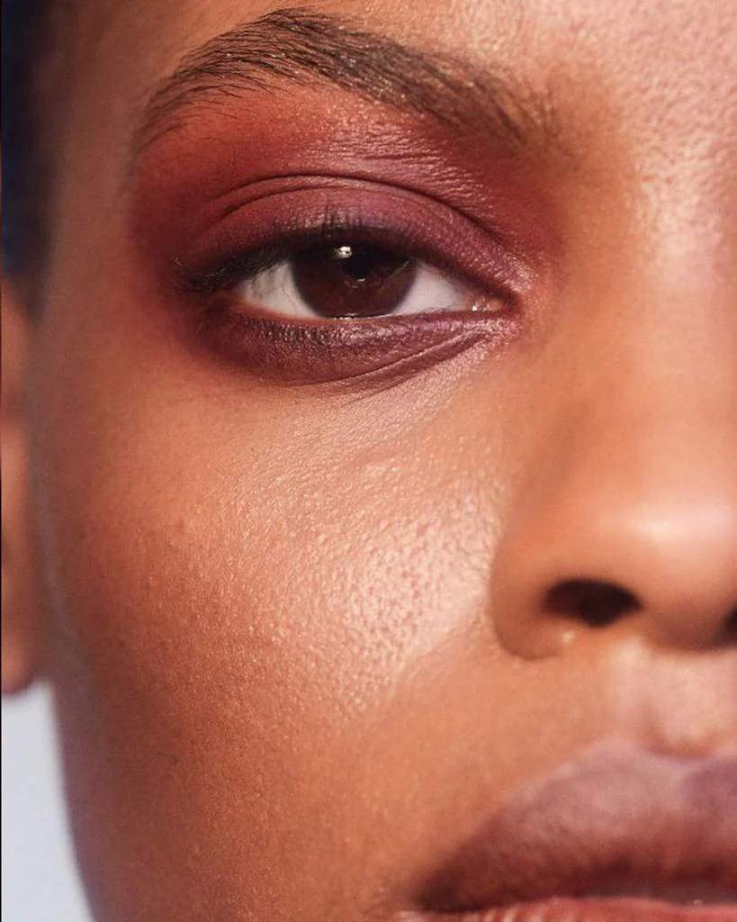 Victoria Beckham Smoky Eye Brick 4