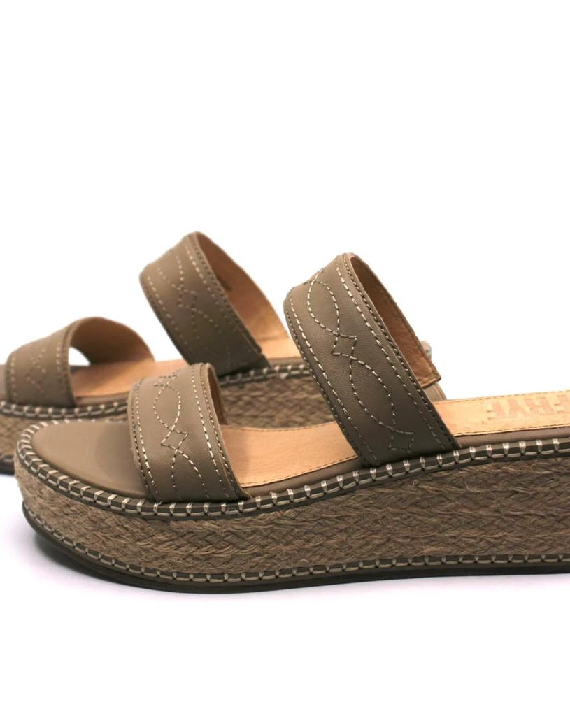 Frye Women's Joy Woodstock 2 Band Platform Slide In Clay 4