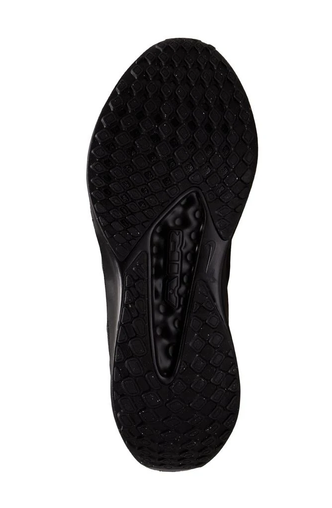 NIKE Quest 6 Running Shoe 3