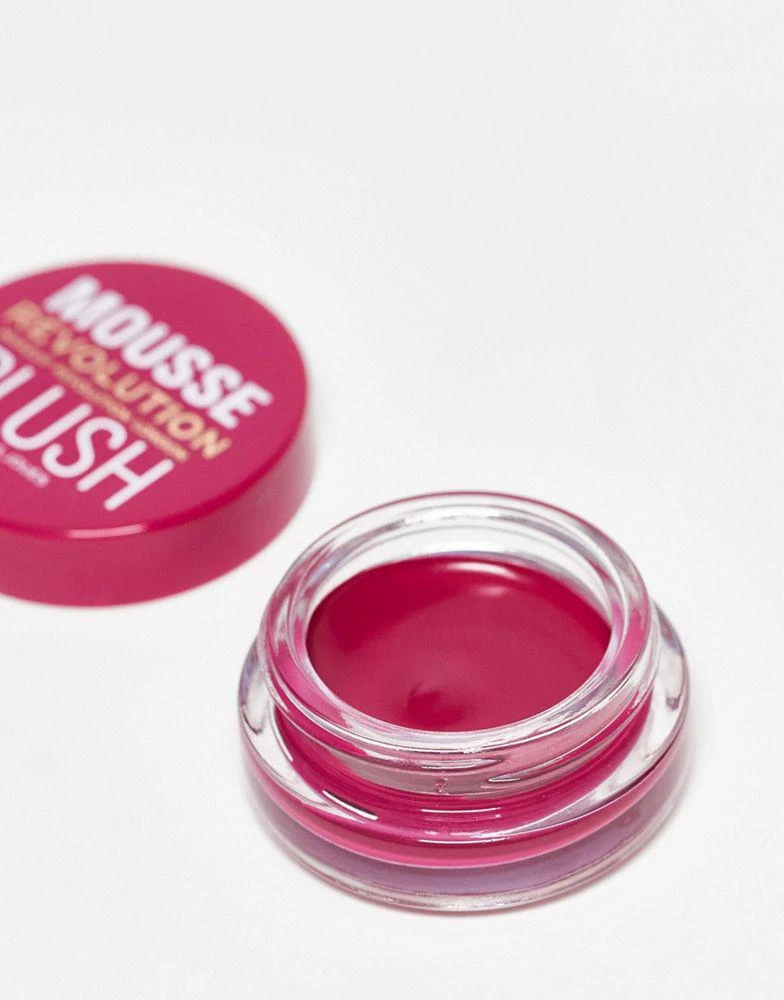 Revolution Revolution Mousse Blusher Passion Deep Pink 3