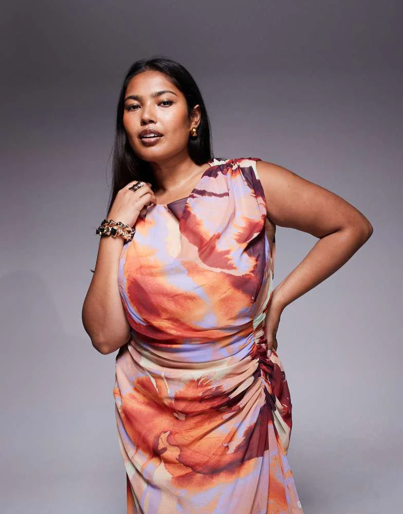 ASOS ASOS DESIGN Curve gathered waist ruffle maxi dress with open back in abstract print 4