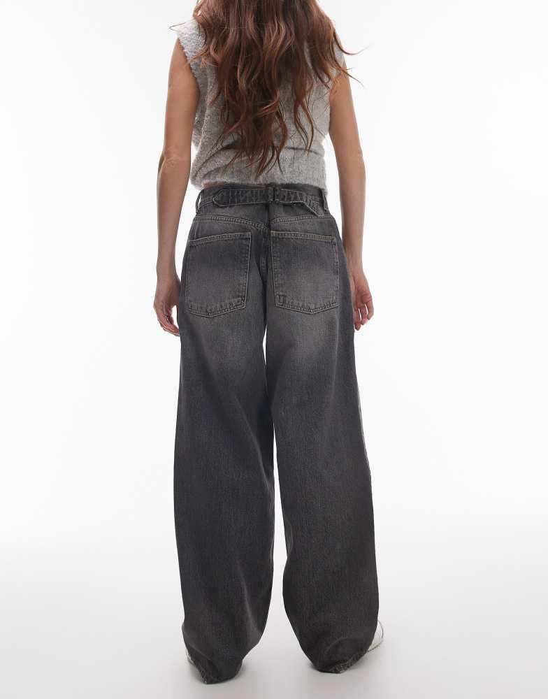 Topshop Topshop Cinch low rise relaxed jean in dark vintage grey