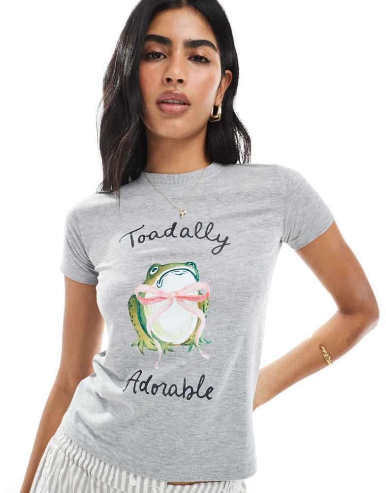 Daisy Street Daisy Street toadally adorable frog graphic tee in grey