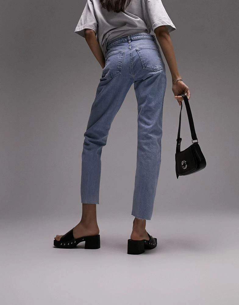 Topshop Topshop cropped mid rise straight jeans with raw hems in bleach 3