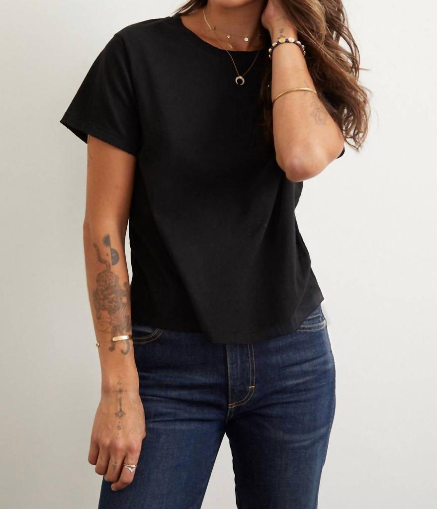 AMO Amo - Classic Tee