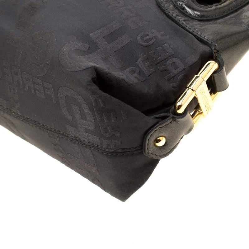 Gianfranco Ferre Gianfranco Ferre Black Nylon and Leather Buckle Shoulder Bag 11