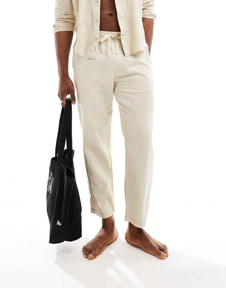 Pull&Bear Pull&Bear linen look wide leg trousers in sand 4