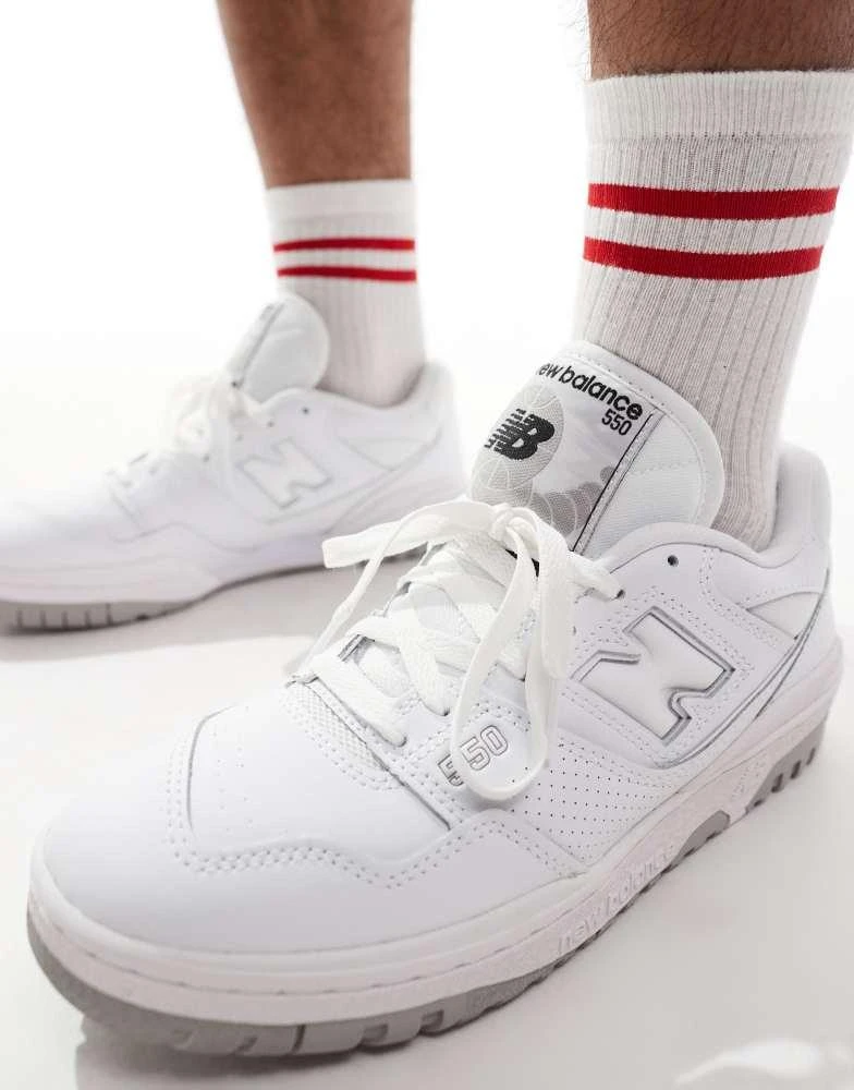 New Balance New Balance 550 trainers in white and grey 1