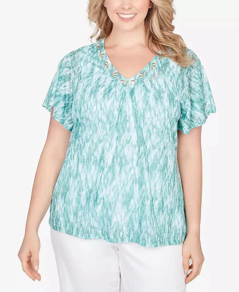 HEARTS OF PALM Plus Size Printed Knit Burnout Short Sleeve V-Neck Top