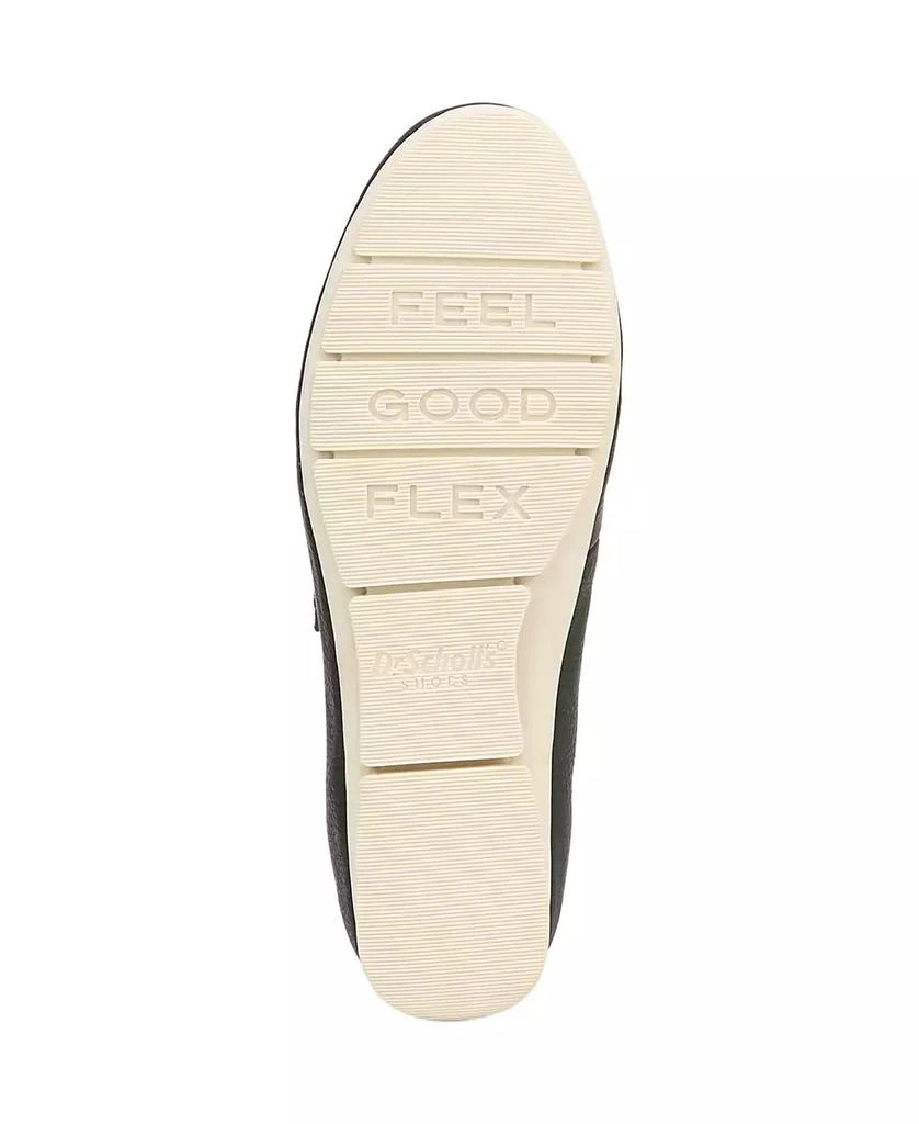 Dr. Scholl's Women's Timeless Jane Closed Round Toe Mary Jane Flats 5