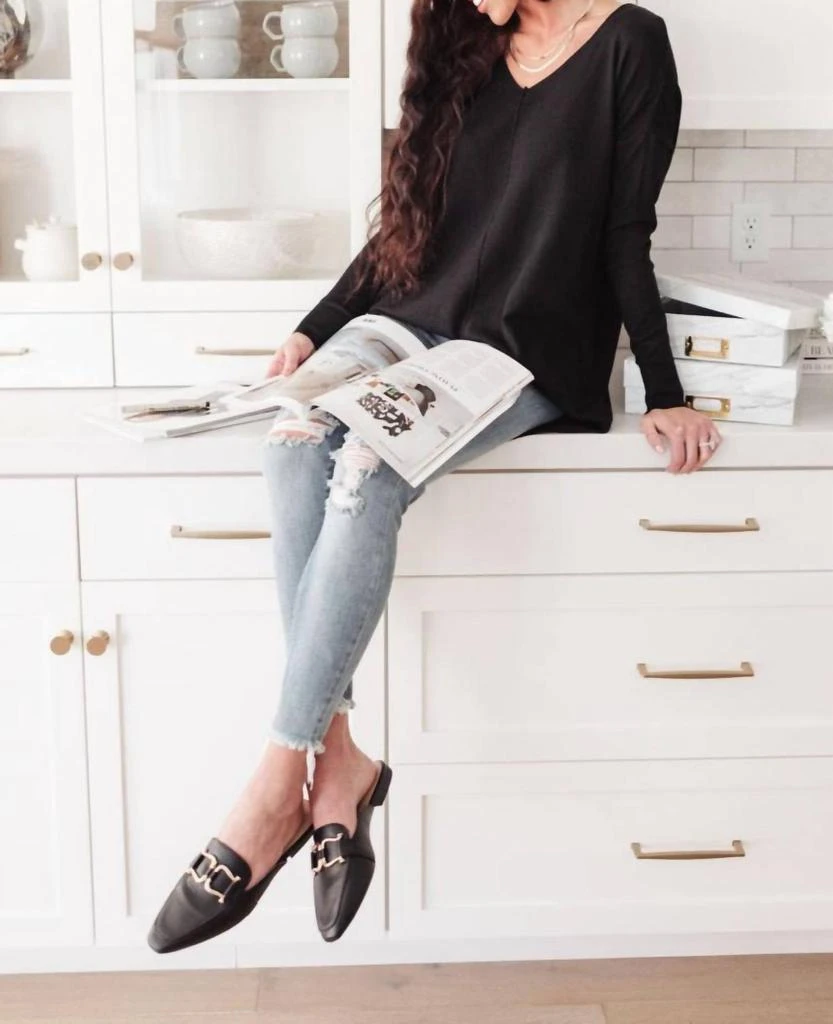 Qupid Ella Fae Slides 3