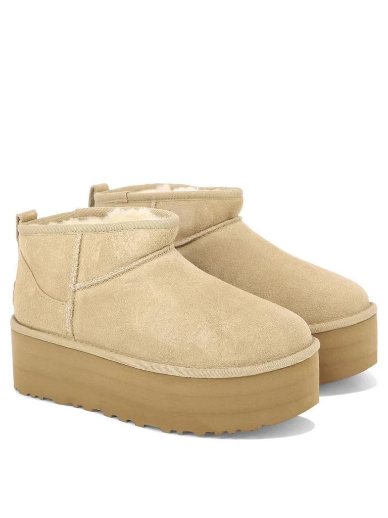 UGG UGG Ankle Boots 2