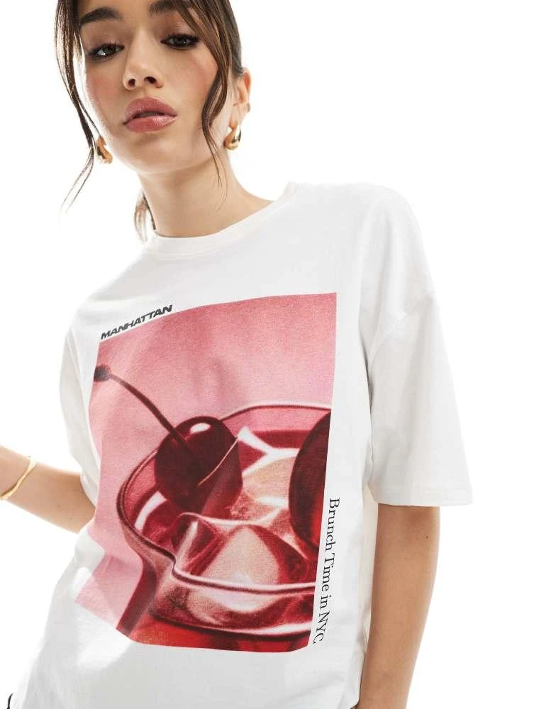 Bershka Bershka oversized boxy t-shirt with cherry print 2